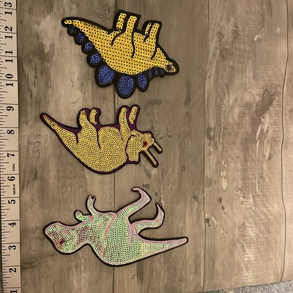 Iron on dinosaur patches - Picture 5 of 5
